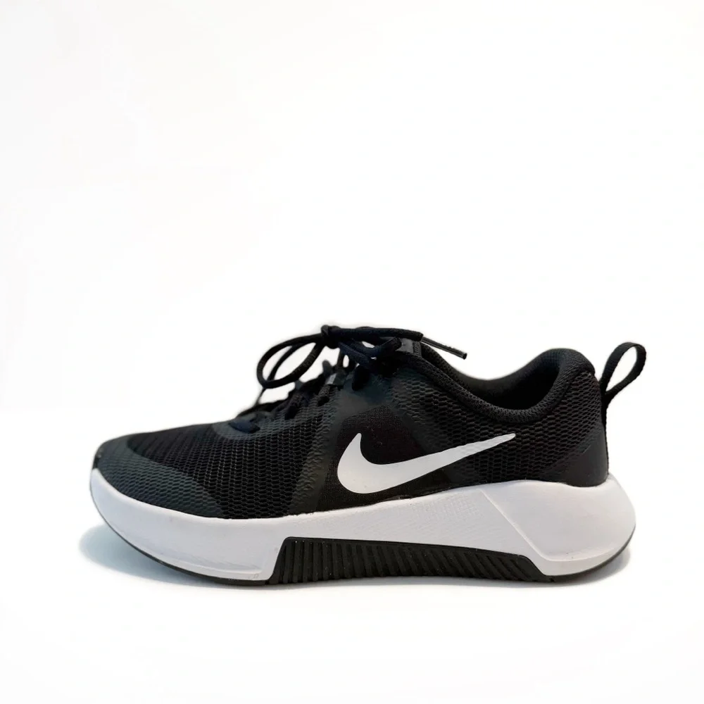 Nike Black Womens MC Trainer 3 Sneakers